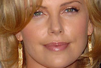 Charlize-theron-batmans-sexiest-catwoman-small